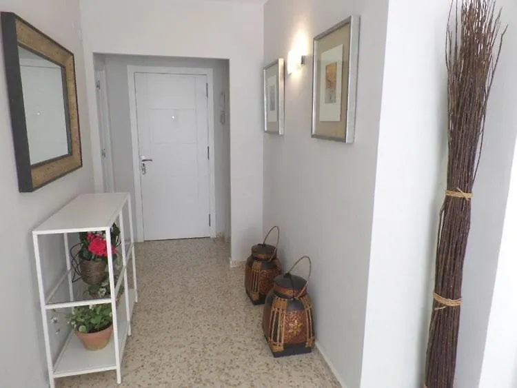 Room City Centro Castillo San Luis Estepona