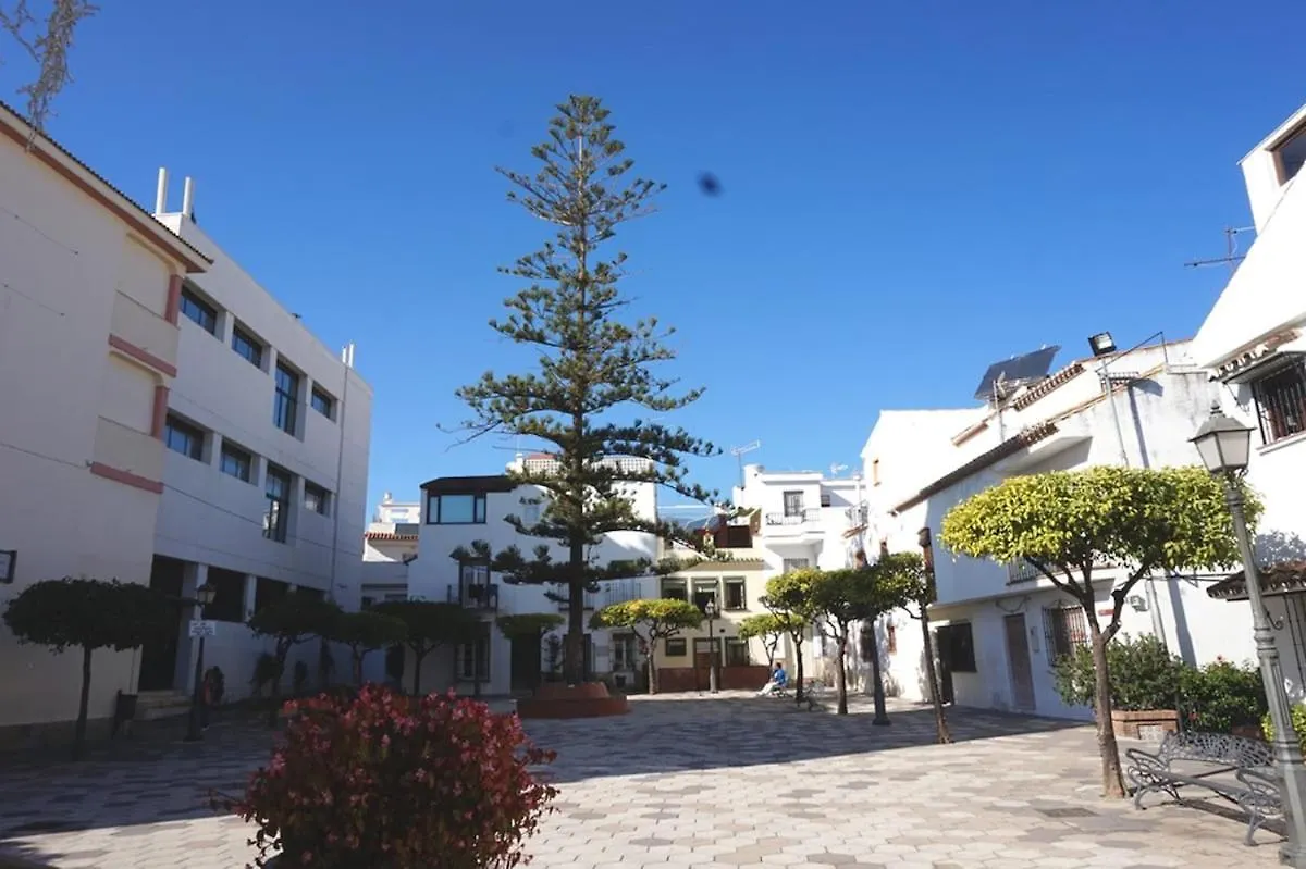 Room City Centro Castillo San Luis Estepona